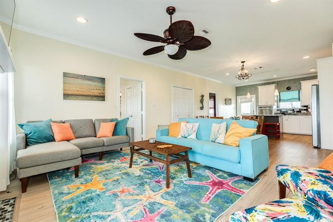 4710 Bayshore Dr, House other with 4 bedrooms, 2 bathrooms and null parking in Freeport TX | Image 4