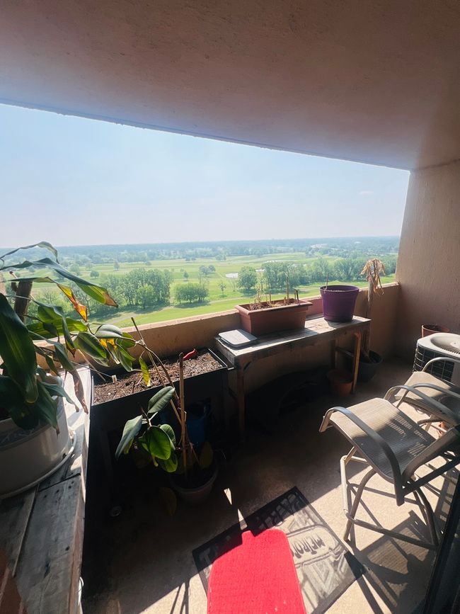 UNIT-1302 - 465 W Dominion Dr, Condo with 2 bedrooms, 2 bathrooms and 2 parking in Wood Dale IL | Image 29