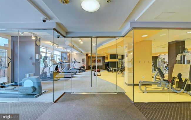 UNIT-749 - 3650 S Glebe Rd, Condo with 2 bedrooms, 2 bathrooms and null parking in ARLINGTON VA | Image 37