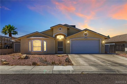 2738 Pasadena Ave, Kingman, AZ, 86401-5202 | Card Image