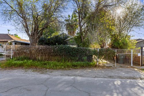 1416 Victoria Dr, Modesto, CA, 95351-2352 | Card Image