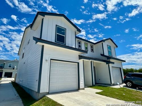 7226 John Palmer, San Antonio, TX, 78239-3370 | Card Image