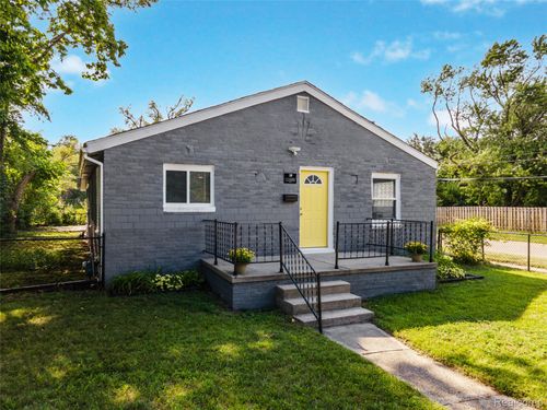 20885 Westview Ave, Ferndale, MI, 48220-2285 | Card Image