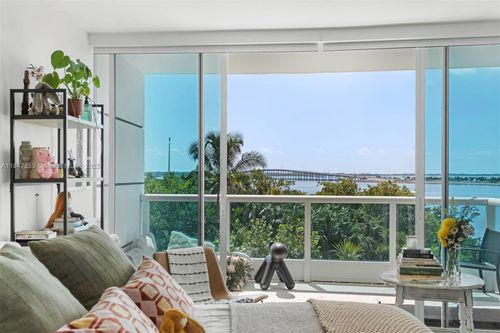 apt-503-2127 Brickell Ave, Miami, FL, 33129-2140 | Card Image