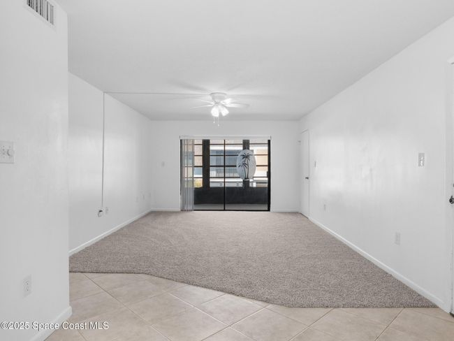 11206 - 2700 N Highway A1a, Condo with 2 bedrooms, 2 bathrooms and null parking in Indialantic FL | Image 9