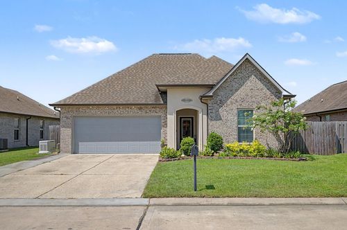 149 Red Maple Dr, Gray, LA, 70359-4604 | Card Image