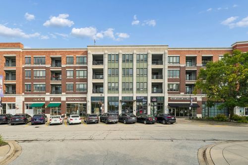 302-450 Village Center Dr, Burr Ridge, IL, 60527-4547 | Card Image