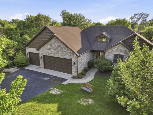 45 Burnette Dr, Antioch, IL, 60002-2645 | Card Image