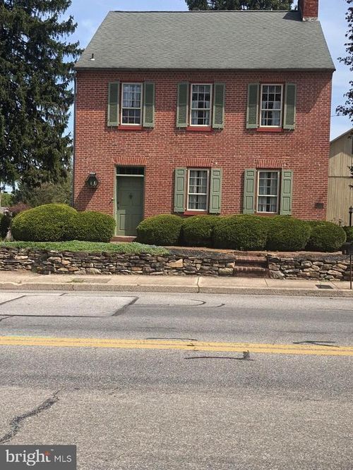 206 E King St, EAST BERLIN, PA, 17316-9512 | Card Image