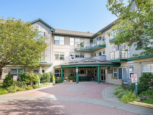 302-1485 Garnet Rd, Saanich, BC, V8P5X9 | Card Image