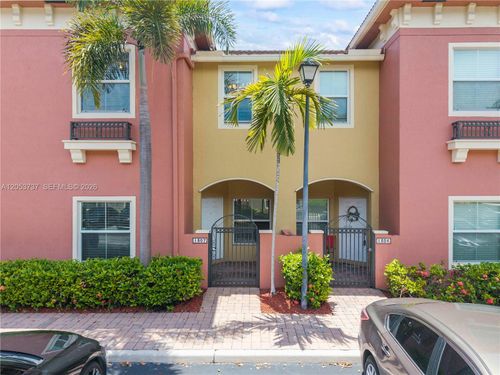 1307-2851 W Prospect Rd, Tamarac, FL, 33309-2590 | Card Image