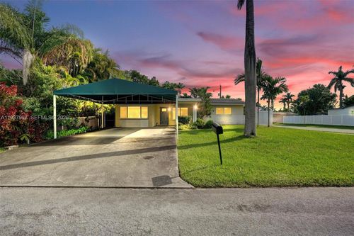 2209 N 15th Ave, Hollywood, FL, 33020-2207 | Card Image