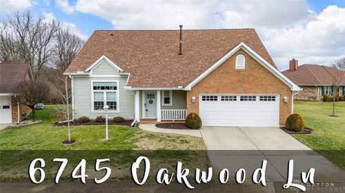 6745 Oakwood Ln, Huber Heights, OH, 45424-2464 | Card Image