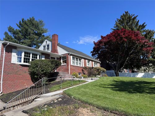 81 Jay St, Stony Point, NY, 10980-1309 | Card Image