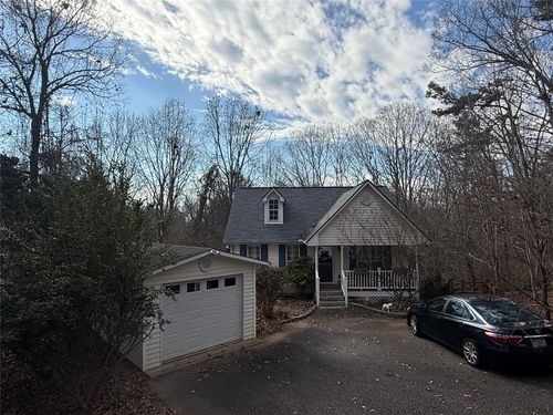 490 Golden Ave, Dahlonega, GA, 30533-5439 | Card Image