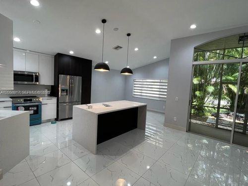 1-1970 Nw 178th Ter, Pembroke Pines, FL, 33029-3044 | Card Image