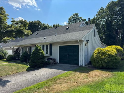 332 Jamaica Blvd, Carle Place, NY, 11514-1337 | Card Image