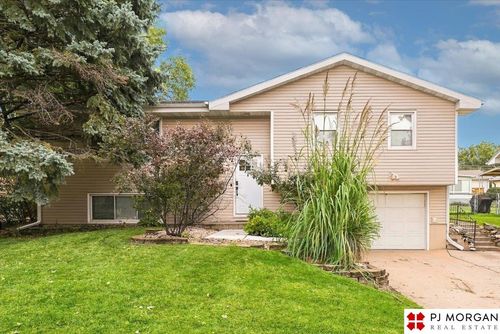 4971 Magnolia St, Omaha, NE, 68137-2131 | Card Image