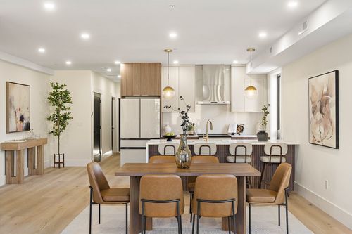 204-17 Holmes Street, Quincy, MA, 02171 | Card Image