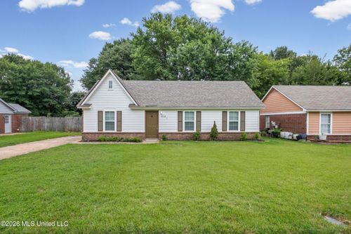 3520 Mayfair Dr, Horn Lake, MS, 38637-2132 | Card Image