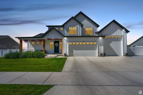 2275 E Emerald Ave, Eagle Mountain, UT, 84005-5722 | Card Image