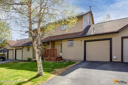 10104 Nantucket Loop, Anchorage, AK, 99507-4424 | Card Image