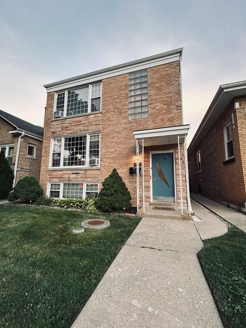 2-6345 Raven St, Chicago, IL, 60646-3622 | Card Image
