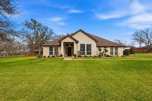 312 Lakeside Oaks Cir, Lakeside, TX, 76135-5204 | Card Image
