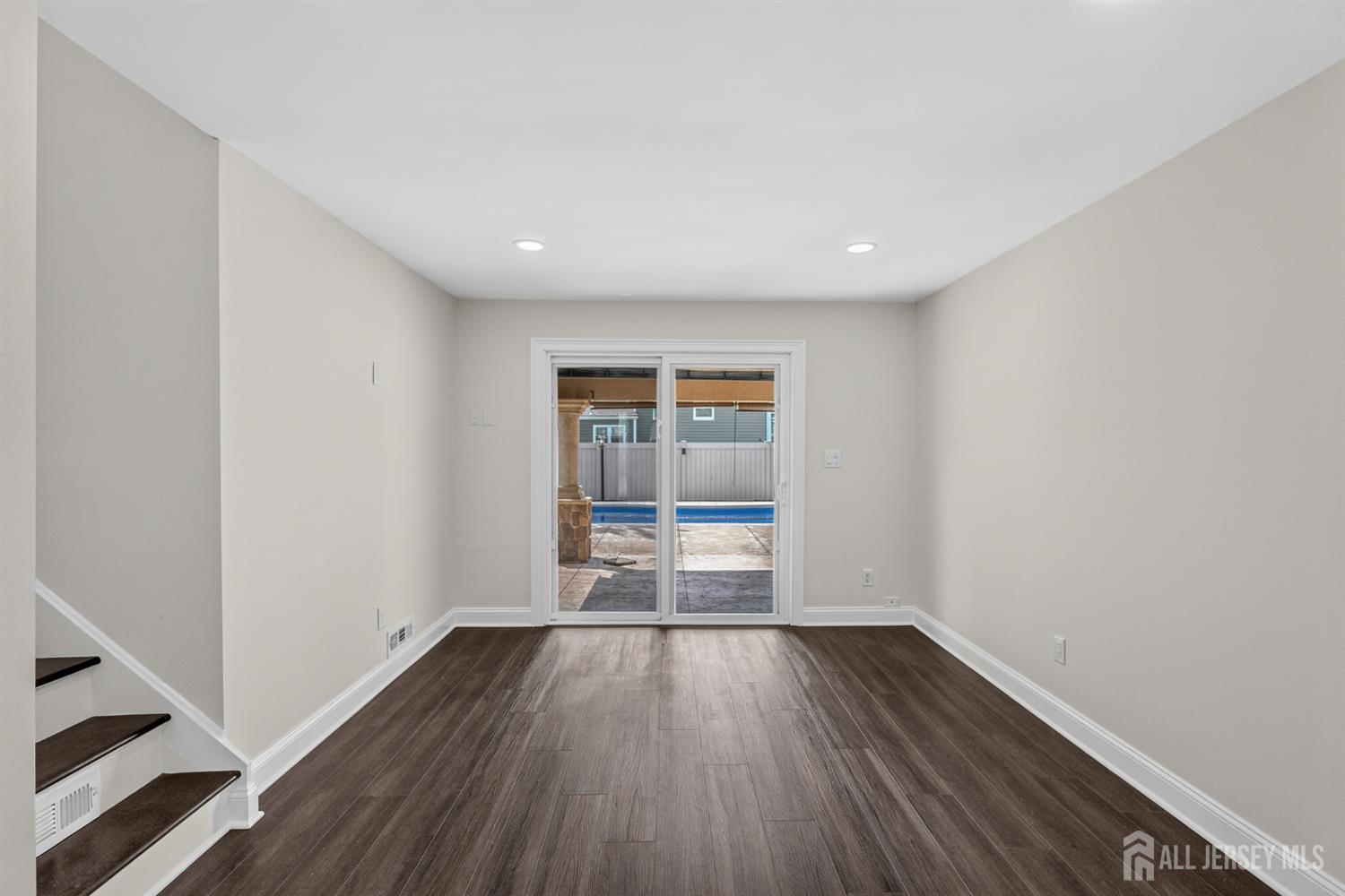 Residential in Carteret 5