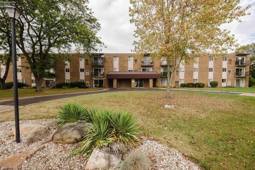 apt-207-1305 S Lake Wilmer Dr, Sandusky, OH, 44870-8027 | Card Image