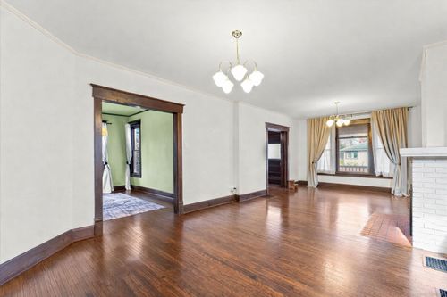 407 W High St, Urbana, IL, 61801-3208 | Card Image