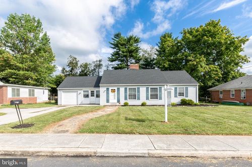 333 W Myrtle St, LITTLESTOWN, PA, 17340-1119 | Card Image