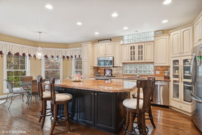 2919 Beth Ln, House other with 5 bedrooms, 4 bathrooms and 3 parking in Naperville IL | Image 11