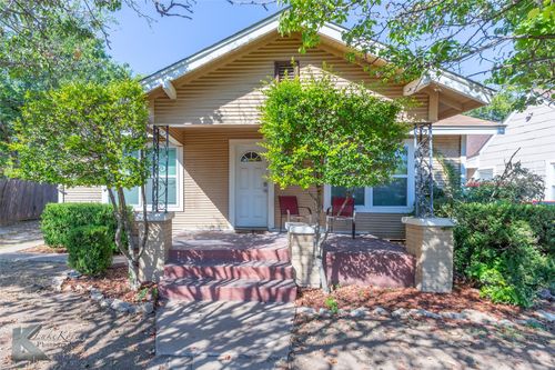 1126 Peach St, Abilene, TX, 79602-3608 | Card Image