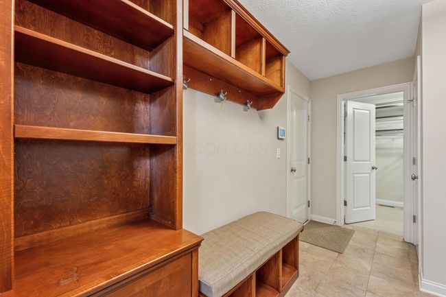 6715 Clear Creek Loop, House other with 3 bedrooms, 3 bathrooms and null parking in Powell OH | Image 40