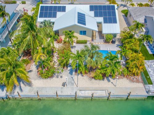 501 11th St, Key Colony Beach, FL, 33051 | Card Image