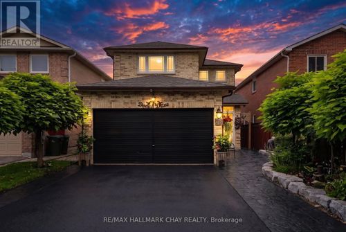 76 Donna Drive, Brampton (Brampton West), ON, L6Z3T8 | Card Image