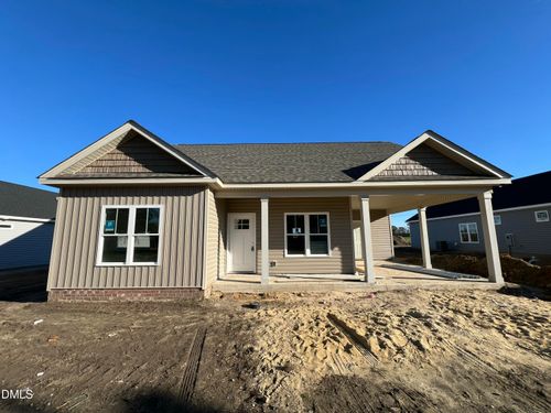 604 S Vance St, Fremont, NC, 27830-4403 | Card Image