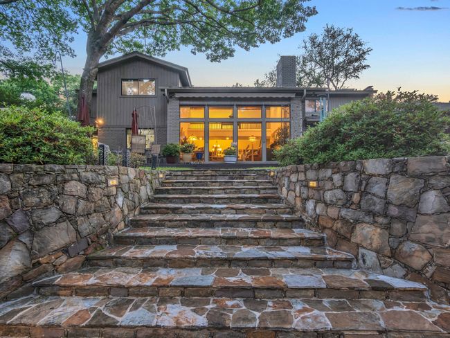 Flagstone stairs | Image 30