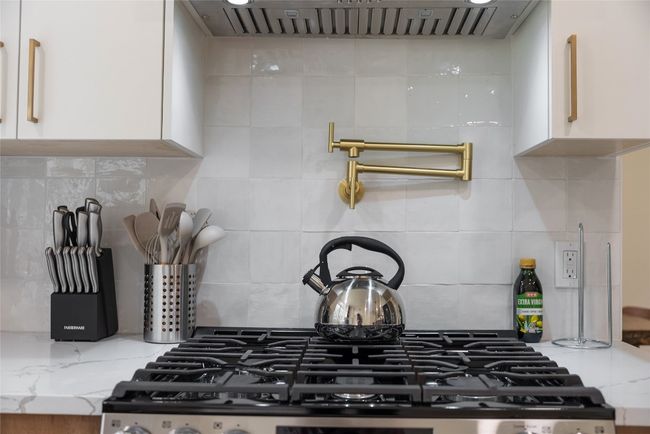 1703 Kimmerling Ln, House other with 4 bedrooms, 3 bathrooms and null parking in Austin TX | Image 11