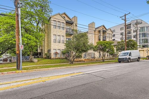 302-711 W 21st St, Austin, TX, 78705-5401 | Card Image