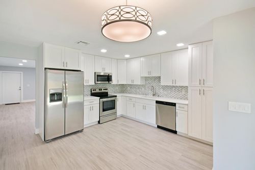 9128 Roan Ln, West Palm Beach, FL, 33403-1066 | Card Image
