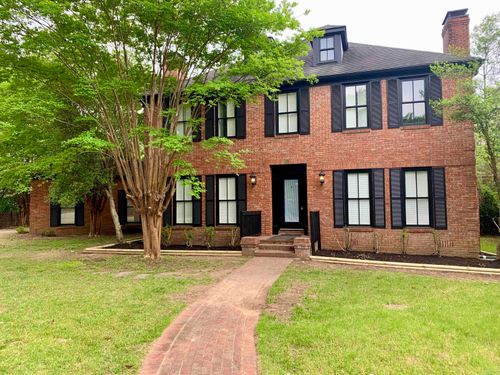 63 Valley Estates Ct, Little Rock, AR, 72212-4407 | Card Image