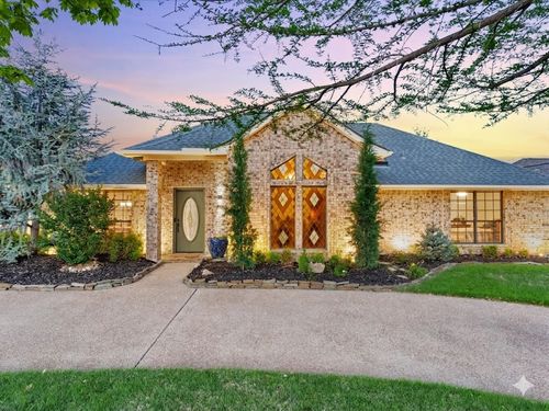 4644 Ridgeside Dr, North Richland Hills, TX, 76180-8136 | Card Image