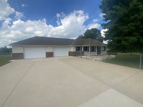 24 Heritage Dr, Strunk, KY, 42649-7322 | Card Image