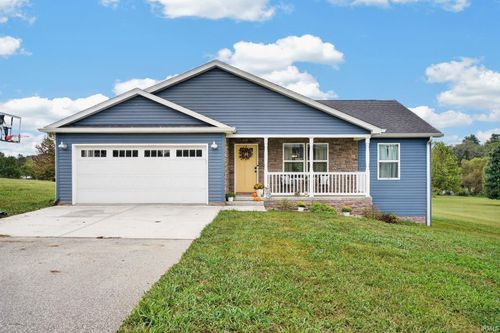 135 Brinegar Dr, Springville, IN, 47462-5169 | Card Image