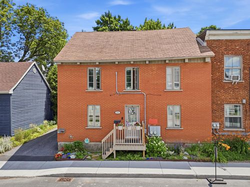 344 Rue De Longueuil, Longueuil, QC, J4H1H5 | Card Image