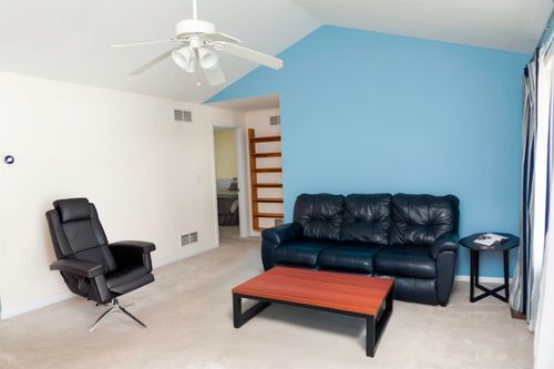 27 Bowes Circle, Hudson, NH, 03051 | Card Image