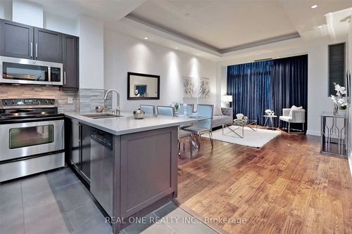 301-8 Wellesley St E, Toronto, ON, M4Y3B2 | Card Image