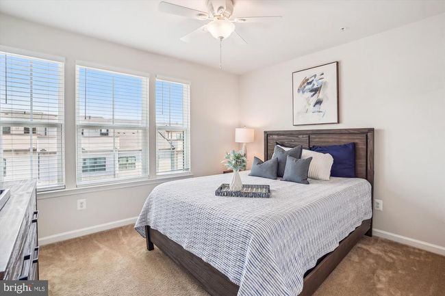 43436 Apple Orchard Sq, Townhouse with 4 bedrooms, 5 bathrooms and null parking in ASHBURN VA | Image 47